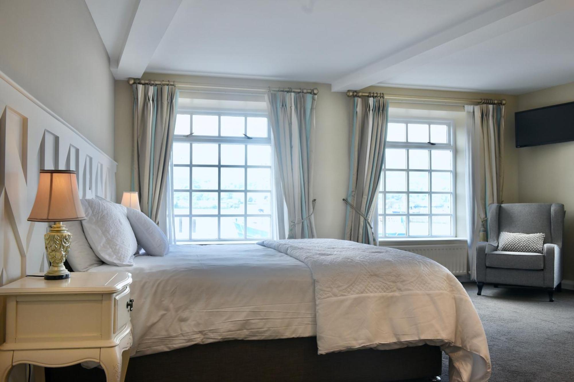 The Lough & Quay Accommodation Town Centre Warrenpoint Ngoại thất bức ảnh